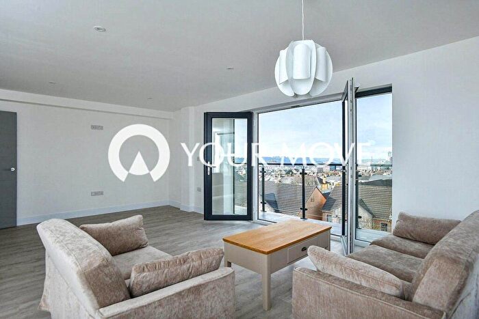 2 Bedroom Penthouse To Rent In Greenbank Terrace, Plymouth, Devon, PL4