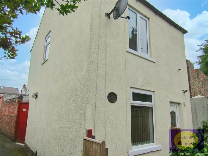 2 Bedroom Detached House For Sale In Three Tuns Road, Eastwood, Nottingham, NG16