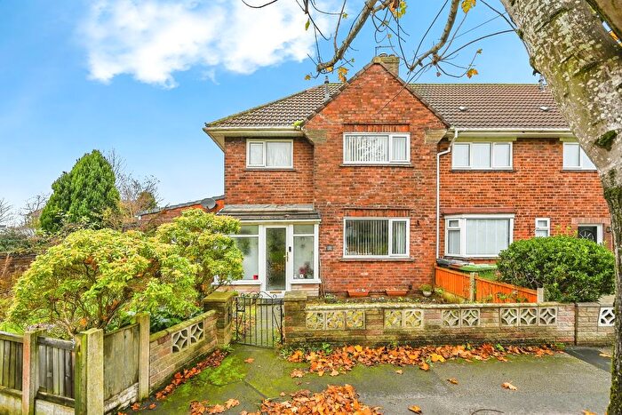 3 Bedroom Semi Detached House For Sale In Oakhill Drive, Lydiate, Merseyside, L31