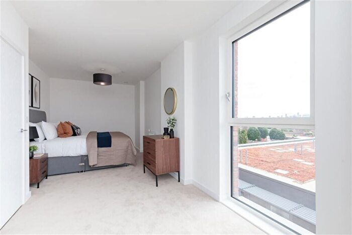 1 Bedroom Flat To Rent In Thunderer Street, London, E13