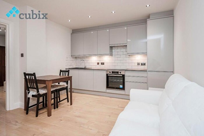 3 Bedroom Flat To Rent In Balfour Street, London, SE17