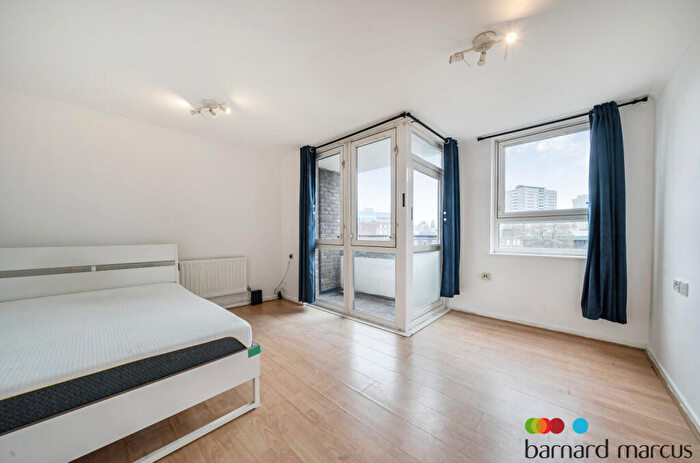 2 Bedroom Apartment To Rent In Wynyatt Street, London, EC1V
