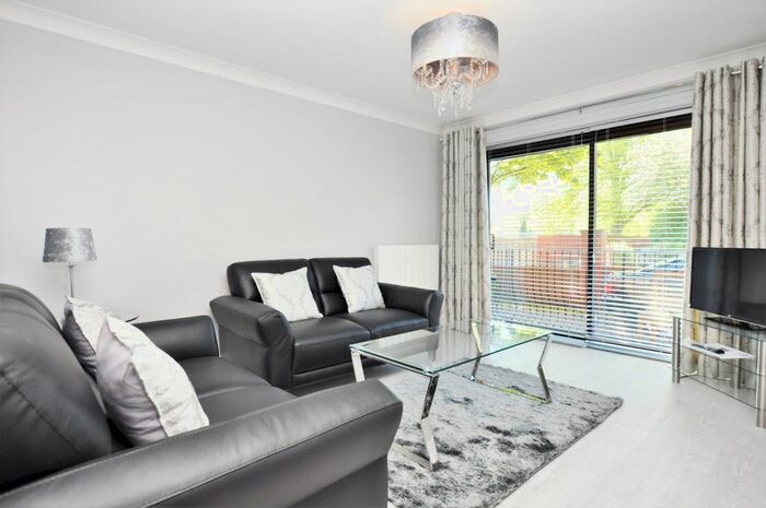 2 Bedroom Flat To Rent In Gowan Terrace, Jesmond, Newcastle Upon Tyne, NE2