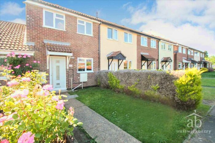 3 Bedroom Terraced House To Rent In Trinity Close, Kesgrave, Ipswich, Ipswich, IP5