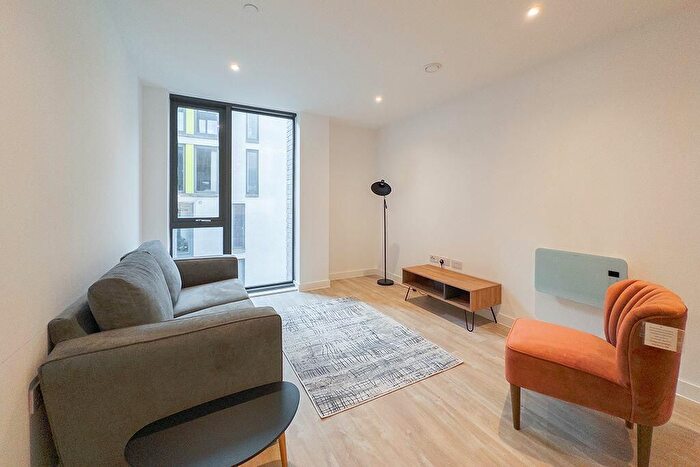 2 Bedroom Flat For Sale In Queen Street, Salford, M3