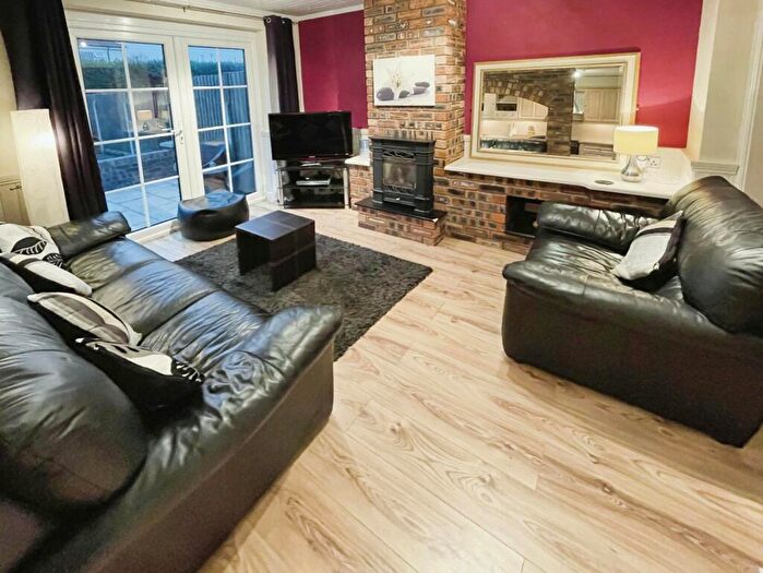 2 Bedroom Semi-Detached House For Sale In Pensby Avenue, Chester, Cheshire, CH2