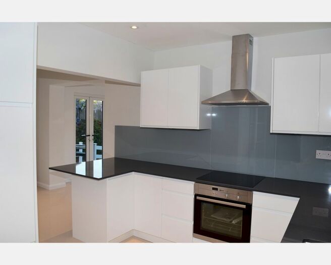 3 Bedroom Semi-Detached House To Rent In Red House Close, Ware, SG12