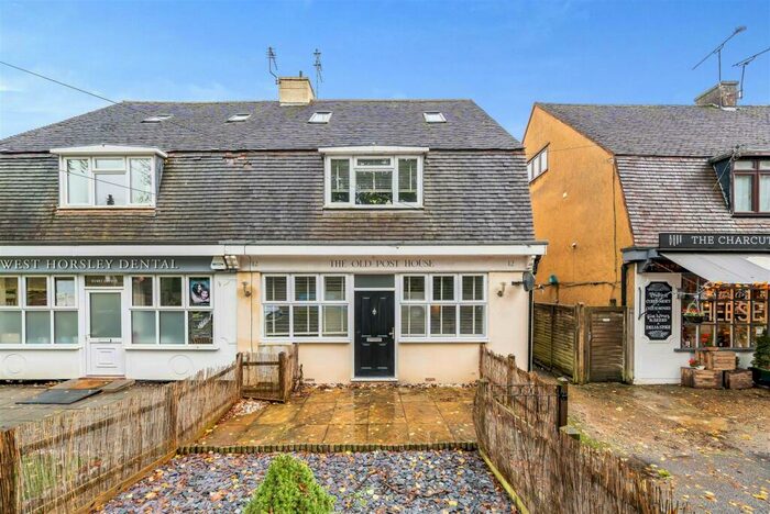 1 Bedroom Apartment To Rent In The Street, West Horsley, KT24