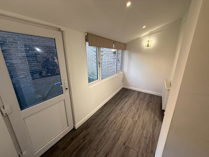 2 Bedroom Terraced House For Sale In Chesham, Buckingahamshire, HP5