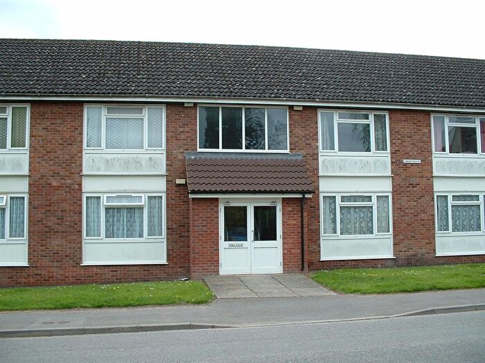2 Bedroom Flat To Rent In Coningsby Road, Leominster, HR6