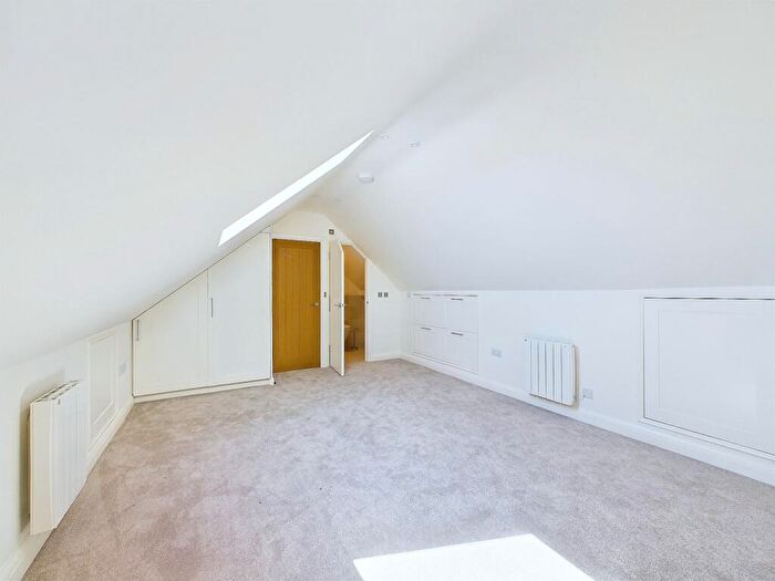 1 Bedroom Apartment For Sale In Buchanan House, Princes Risborough, Buckinghamshire, HP27