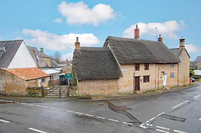 2 Bedroom Semi-Detached House For Sale In High Street, Stanion, Northamptonshire, NN14