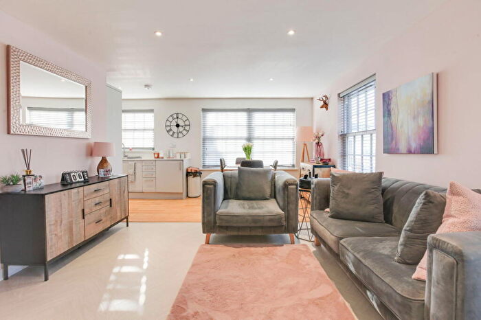 1 Bedroom Duplex For Sale In Walter Muir Court, Braintree, CM7