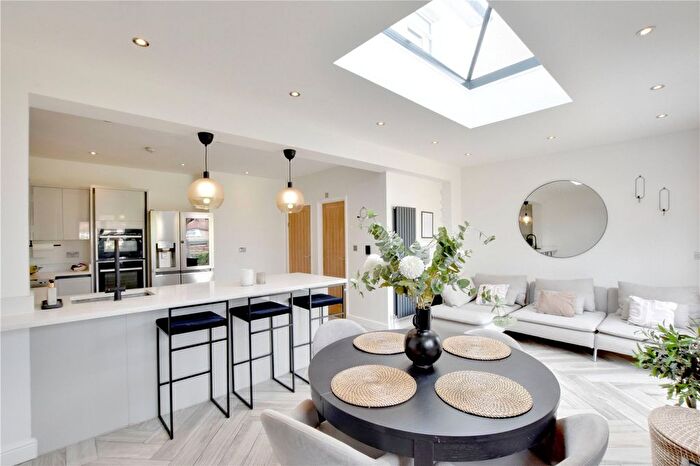 3 Bedroom Semi-Detached House To Rent In Holburne Road, London, SE3