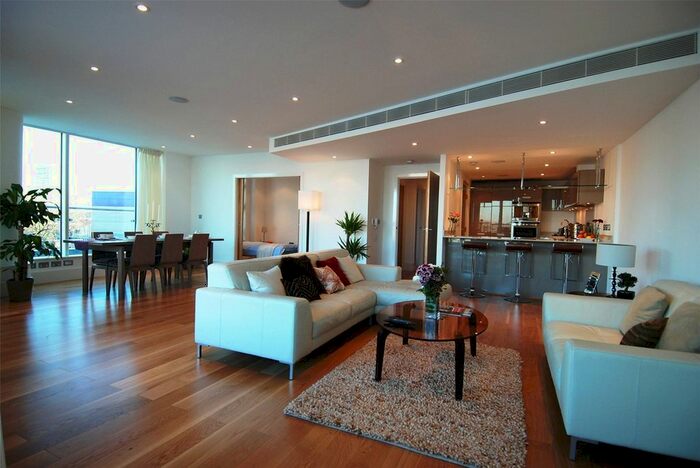 3 Bedroom Flat To Rent In Ensign House, Battersea Reach, Juniper Drive, SW18