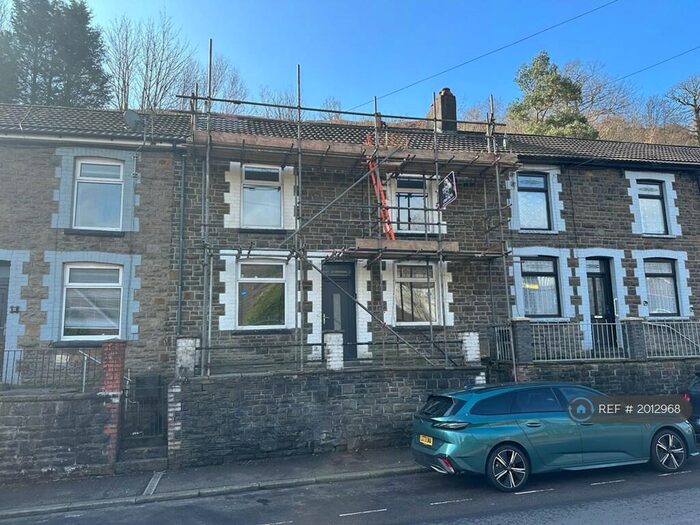 2 Bedroom Terraced House To Rent In Oakland Terrace, Ferndale, CF43