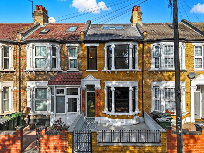 4 Bedroom Terraced House For Sale In Capworth Street, Leyton, E10