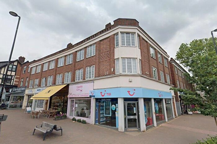 2 Bedroom Flat To Rent In High Street, Beckenham, BR3