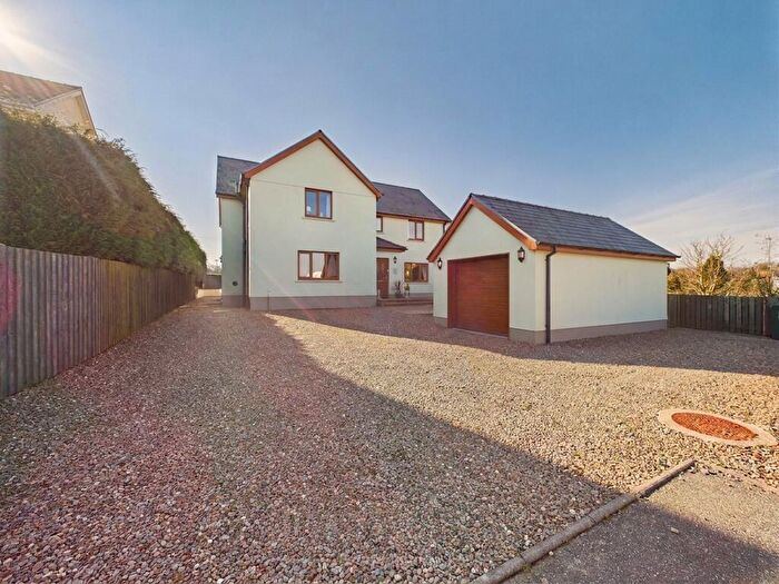 5 Bedroom Detached House For Sale In Parc Yr Eos, Hermon, SA36