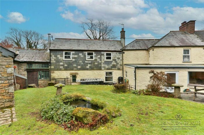 3 Bedroom Semi-Detached House For Sale In St. Cleer, Liskeard, PL14