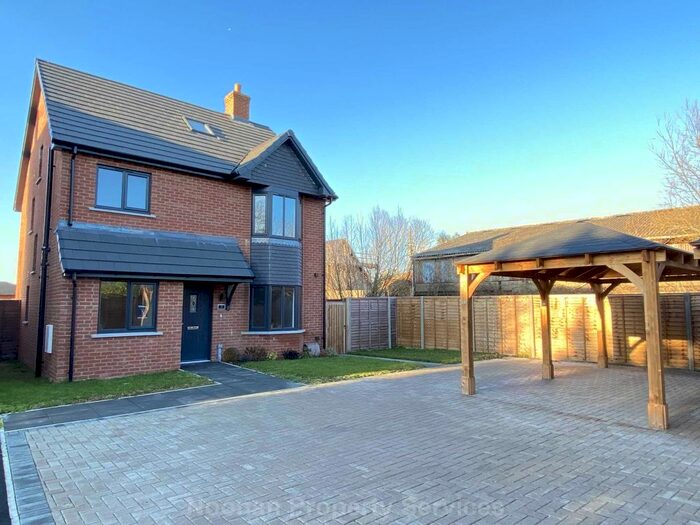 4 Bedroom Detached House To Rent In Harvey Close, Bow Brickhill, MK17