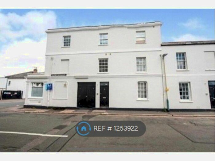 1 Bedroom Flat To Rent In The Maples, Cheltenham, GL52