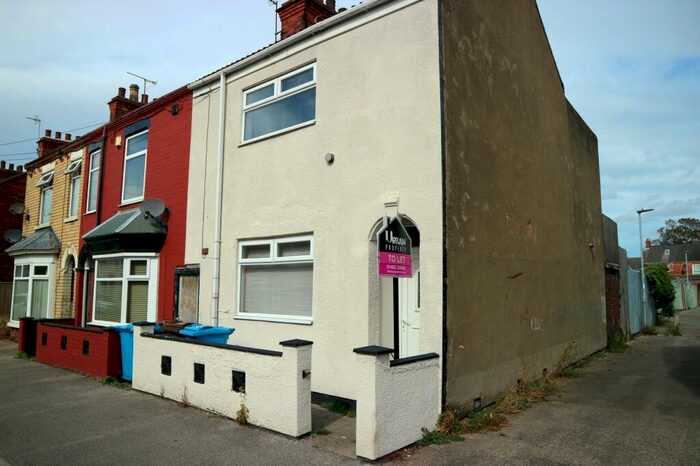 2 Bedroom End Of Terrace House To Rent In Wynburg Street, Hull, East Riding Of Yorkshire, HU9