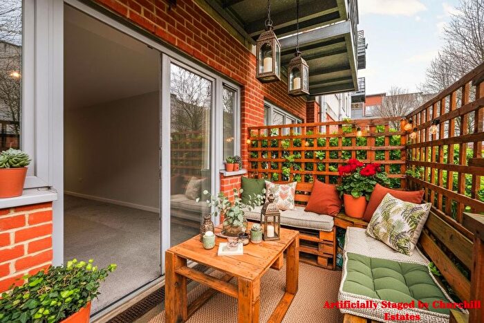 1 Bedroom Flat For Sale In Hawker Place, Walthamstow, E17