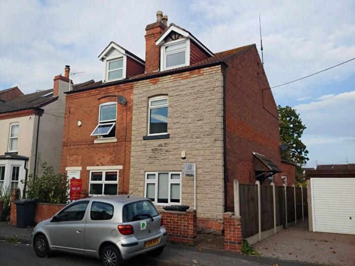 4 Bedroom Detached House To Rent In Dagmar Grove, Beeston, Nottingham, Nottinghamshire, NG9