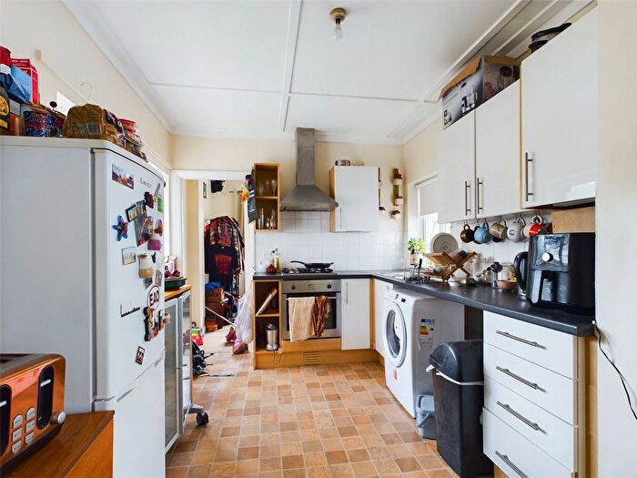 2 Bedroom Flat To Rent In Berriedale Avenue, Hove, East Sussex, BN3