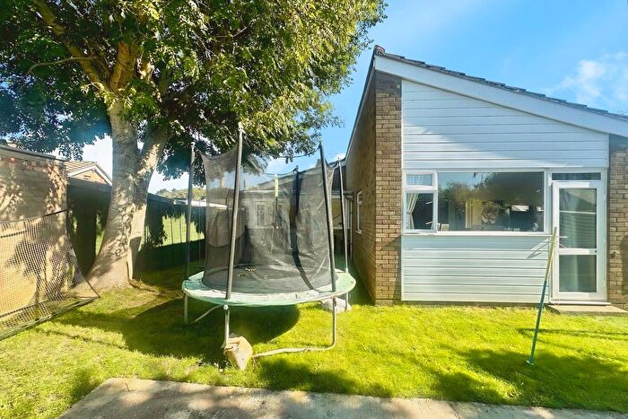 4 Bedroom Detached House For Sale In The Close, Holbury, Southampton, SO45