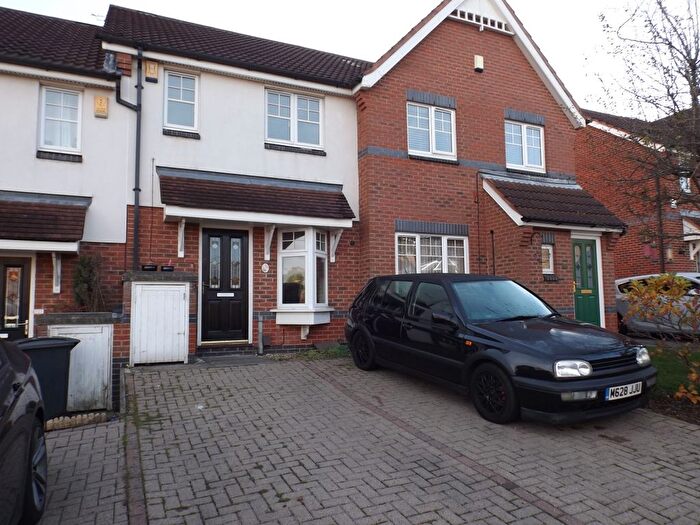 2 Bedroom Town House To Rent In Barling Drive, Ilkeston, DE7
