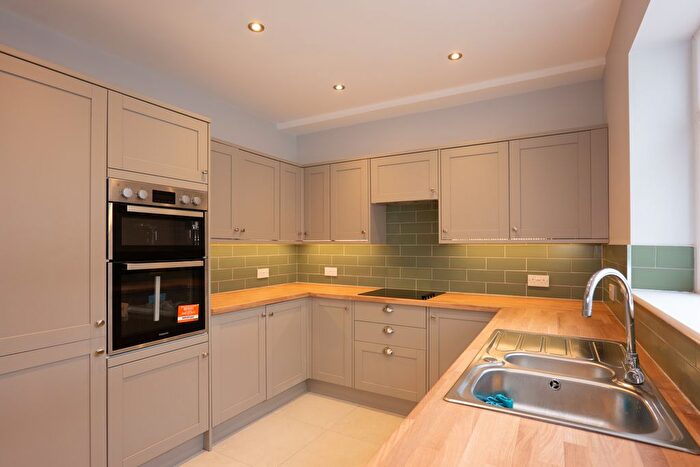 3 Bedroom Semi-Detached House To Rent In Spencer Street, Accrington, BB5