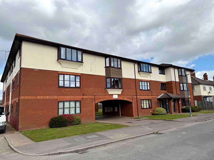 1 Bedroom Apartment For Sale In Leeward Court, St. Andrews Road, Felixstowe, IP11
