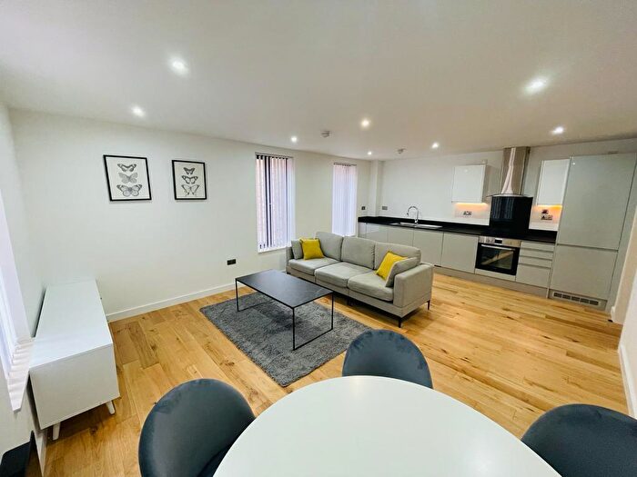 2 Bedroom Apartment To Rent In Camden Street, Birmingham, B1