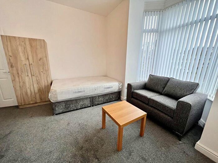 Studio To Rent In Belle Vue Crescent, Sunderland, SR2