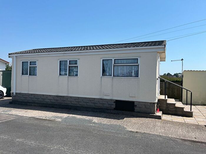 1 Bedroom Park Home For Sale In Millands Park, Llanmaes, CF61