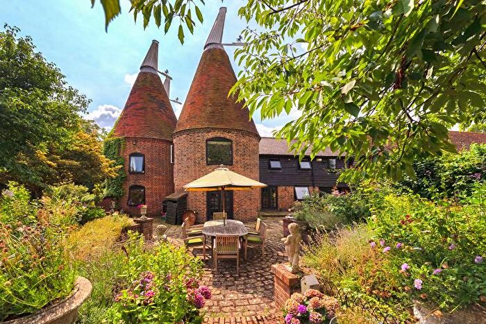 5 Bedroom Detached House For Sale In Crook Road, Brenchley, TN12