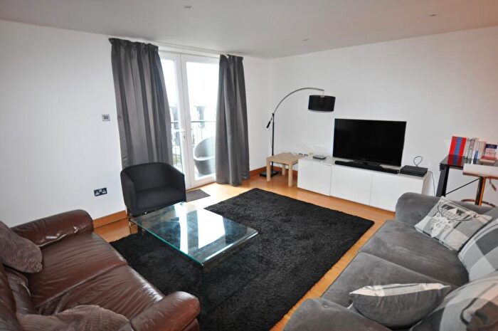 2 Bedroom Apartment To Rent In Grainger Street, Newcastle Upon Tyne, NE1