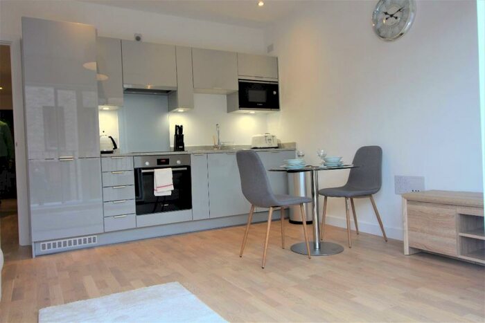 1 Bedroom Apartment To Rent In Lockgate Mews, M4