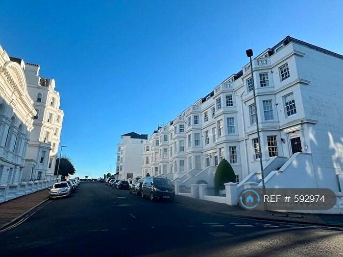 2 Bedroom Flat To Rent In Grand Mansions, Eastbourne, BN20