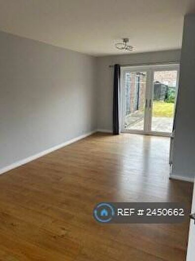 3 Bedroom Semi-Detached House To Rent In Rosedale Crescent, Houghton Le Spring, DH4