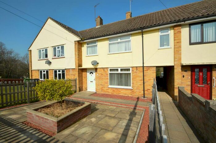 3 Bedroom Terraced House To Rent In Parkfields, Sible Hedingham, CO9