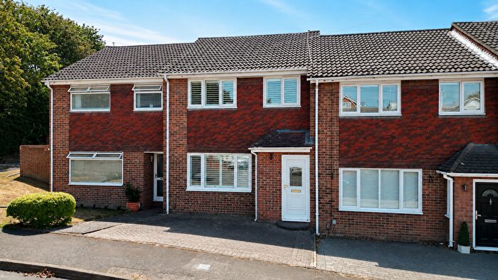 3 Bedroom Terraced House For Sale In Cherrywood Drive, Northfleet, DA11