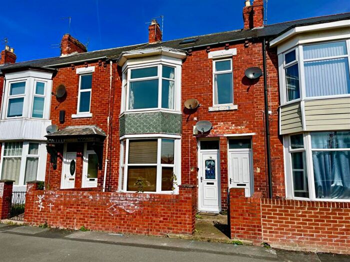 3 Bedroom Maisonette To Rent In Nora Street, South Shields, NE34