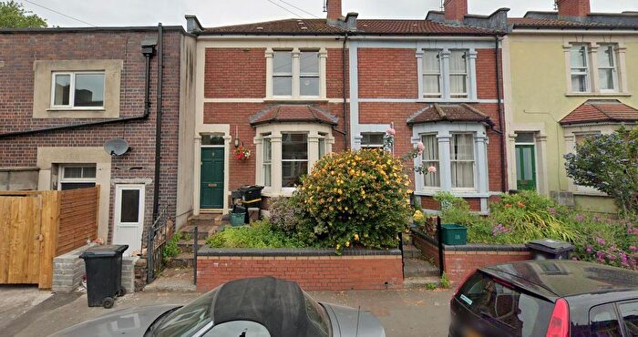4 Bedroom Flat To Rent In Sandbed Road, Bristol, BS2