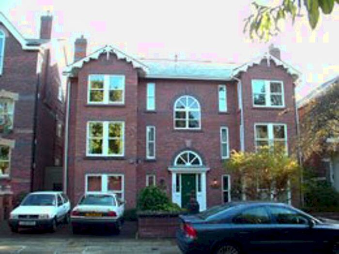 2 Bedroom Apartment To Rent In Ivanhoe Road, Lark Lane, L17