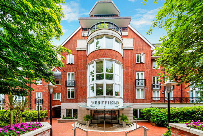 1 Bedroom Apartment To Rent In Kidderpore Avenue, London, NW3