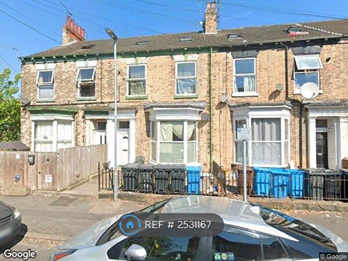 2 Bedroom Flat To Rent In Harley Street, Hull, HU2