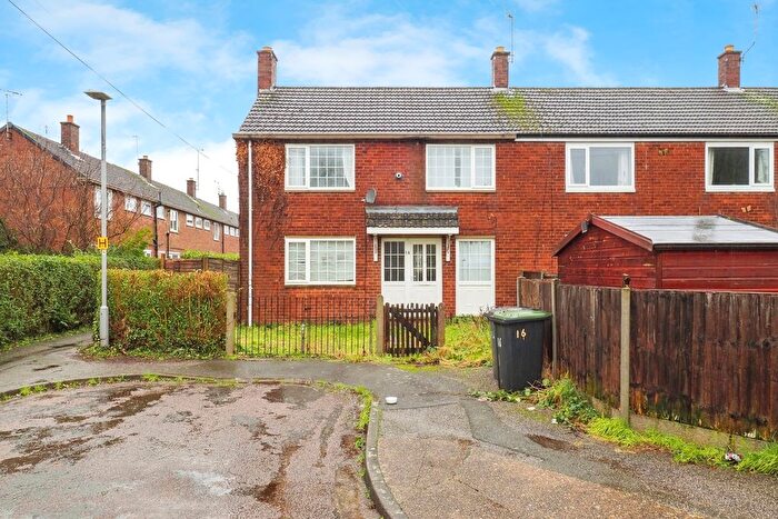 3 Bedroom End Terrace House For Sale In Garton Close, Chilwell, Nottingham, NG9